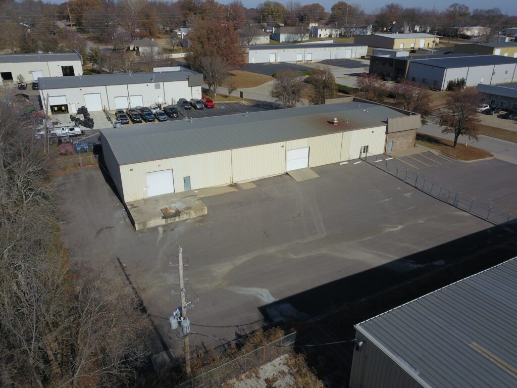 10,500sf Warehouse For Sale or Lease in Grandview, MO Fischer Weiler